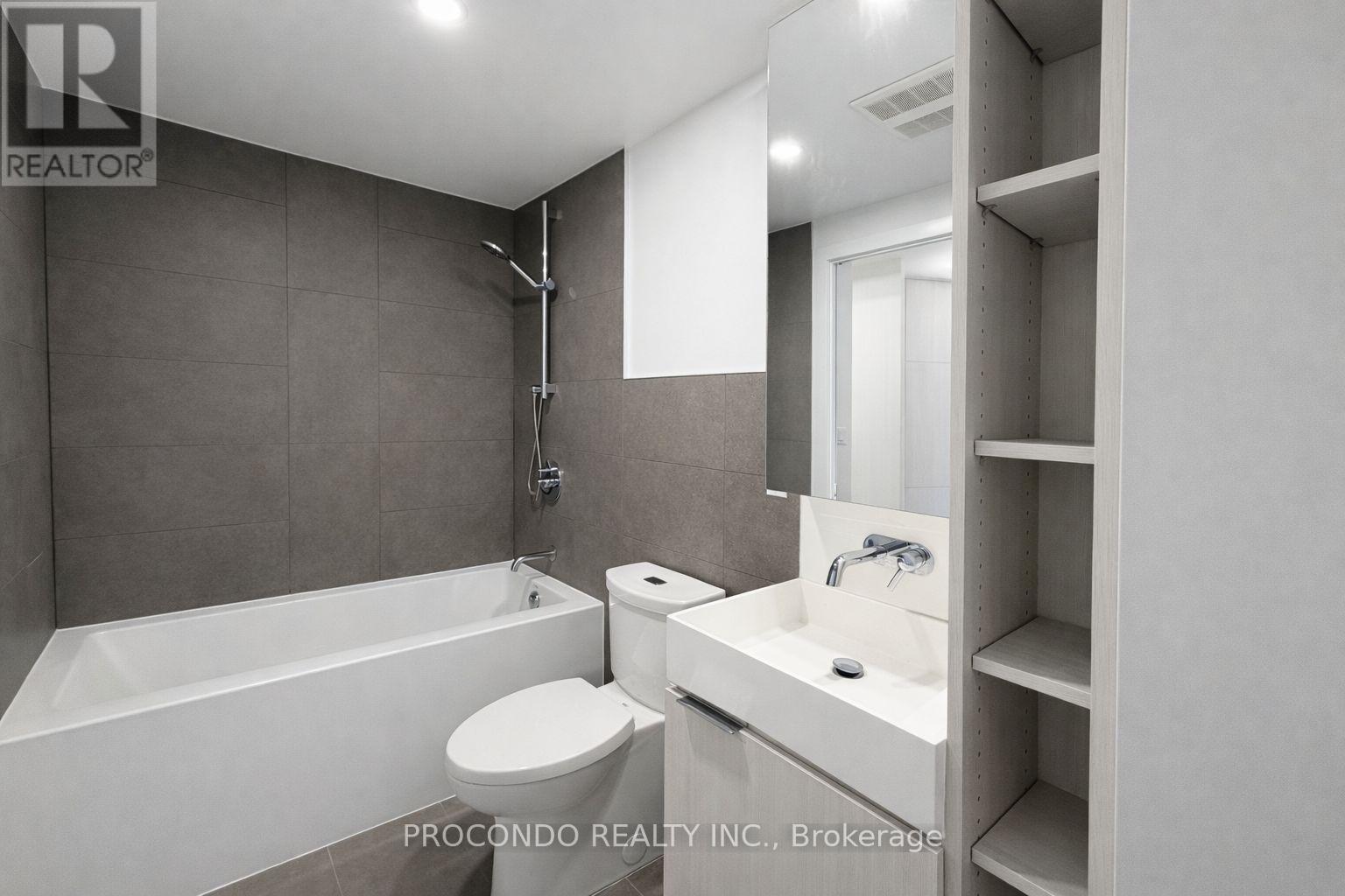 509 - 370 Martha Street, Burlington (Brant), Ontario  L7R 0G9 - Photo 9 - W12859770