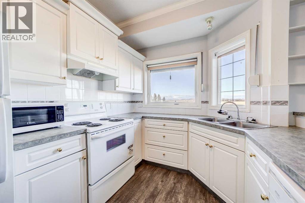 103, 6 Skyline Crescent, Claresholm, Alberta  T0L 0T0 - Photo 16 - A2265771