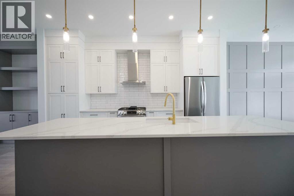 2006 26a Street Sw, Calgary, Alberta  T3E 2C1 - Photo 6 - A2245237