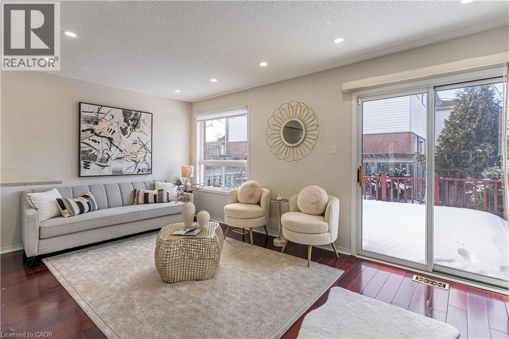 2831 Westbury Court, Mississauga, Ontario  L5M 6B4 - Photo 16 - 40806809