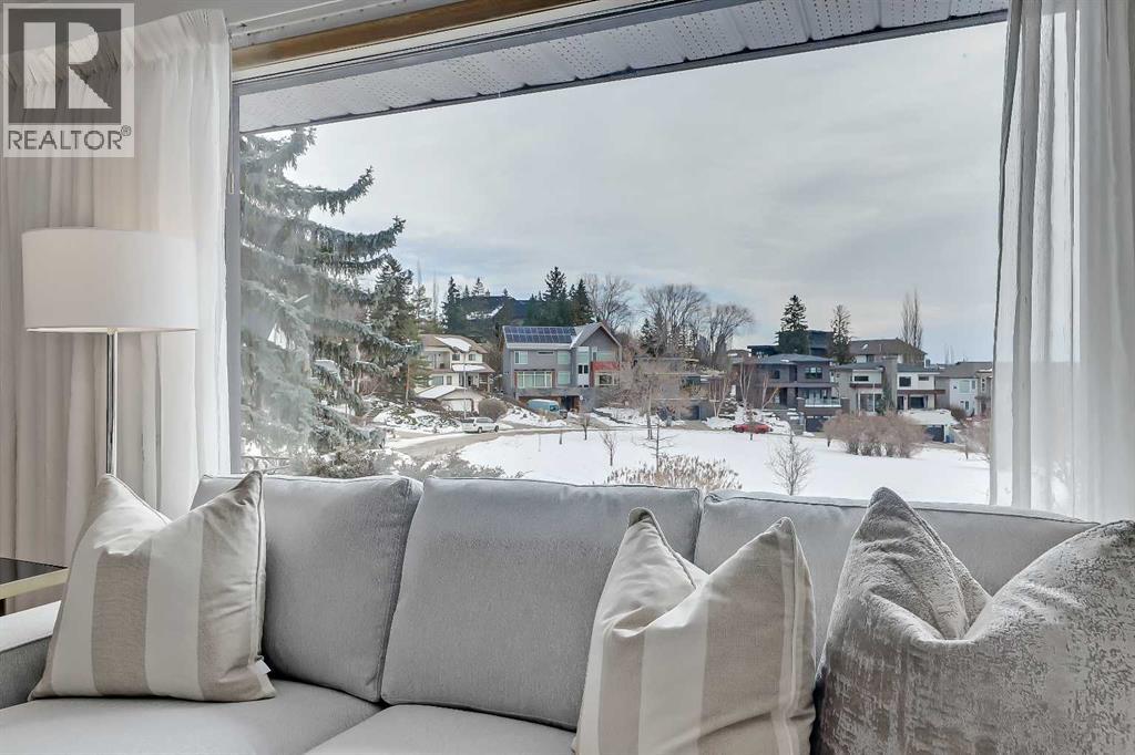 13 Hawthorne Crescent Nw, Calgary, Alberta  T2N 3V4 - Photo 16 - A2289174