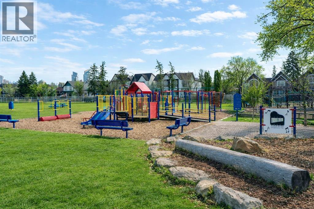 13 Hawthorne Crescent Nw, Calgary, Alberta  T2N 3V4 - Photo 39 - A2289174