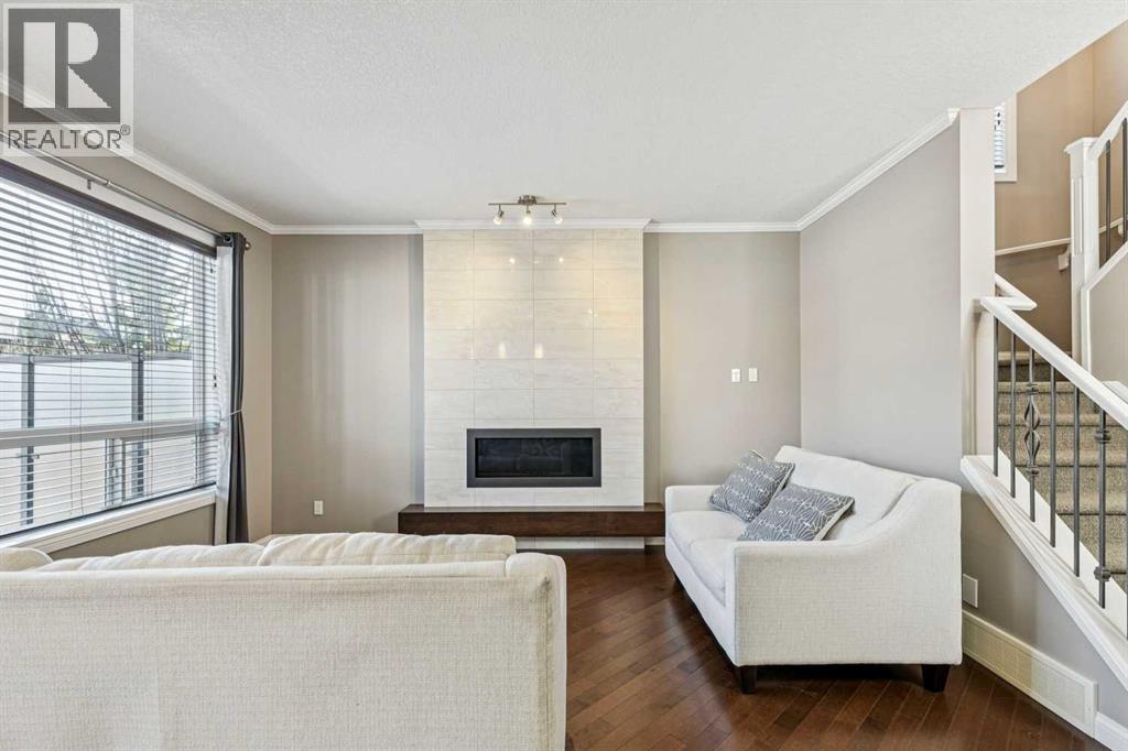 163 Cougar Ridge Manor Sw, Calgary, Alberta  T3H 0V3 - Photo 6 - A2290577