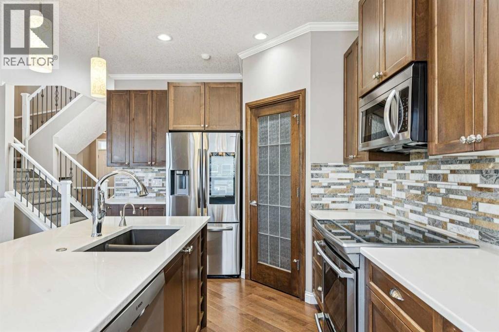 163 Cougar Ridge Manor Sw, Calgary, Alberta  T3H 0V3 - Photo 13 - A2290577