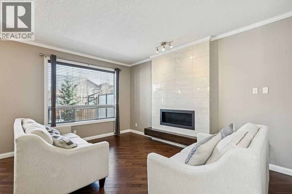 163 Cougar Ridge Manor Sw, Calgary, Alberta  T3H 0V3 - Photo 5 - A2290577