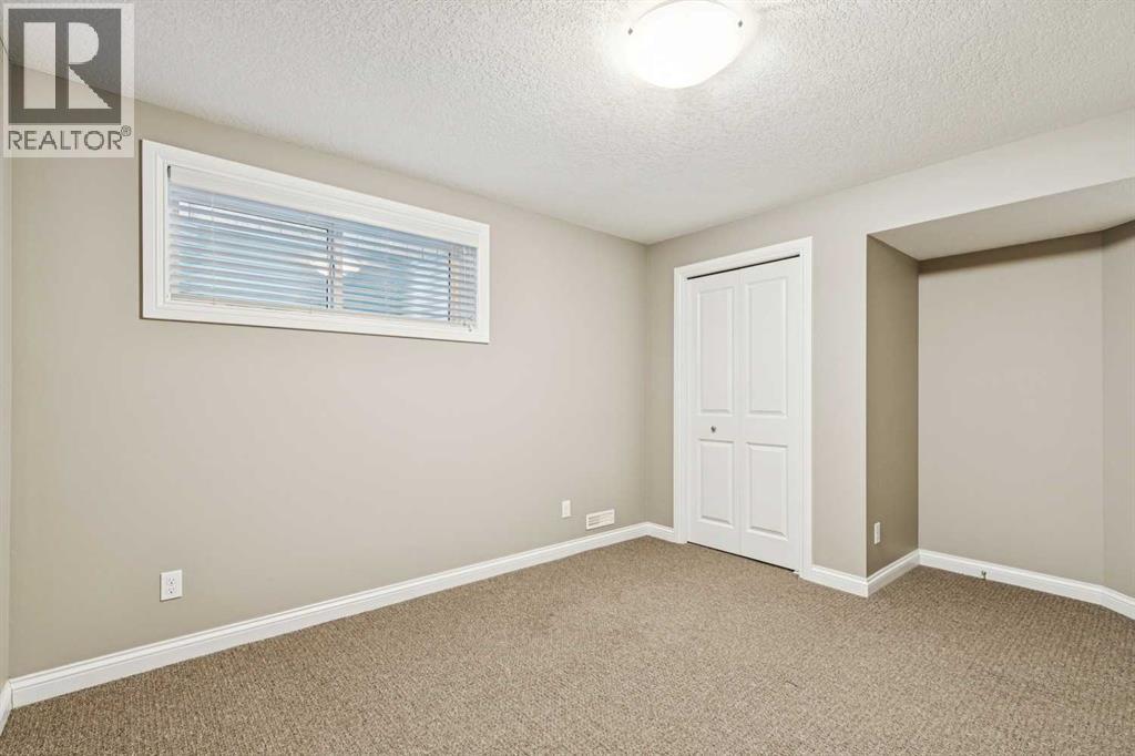 163 Cougar Ridge Manor Sw, Calgary, Alberta  T3H 0V3 - Photo 37 - A2290577