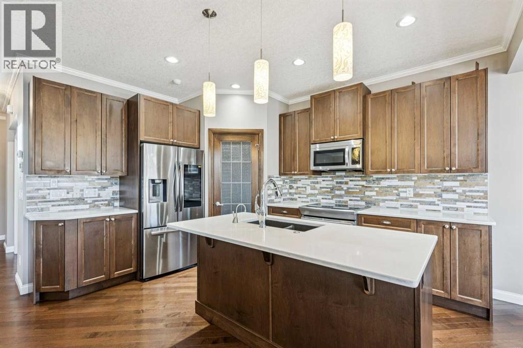 163 Cougar Ridge Manor Sw, Calgary, Alberta  T3H 0V3 - Photo 11 - A2290577