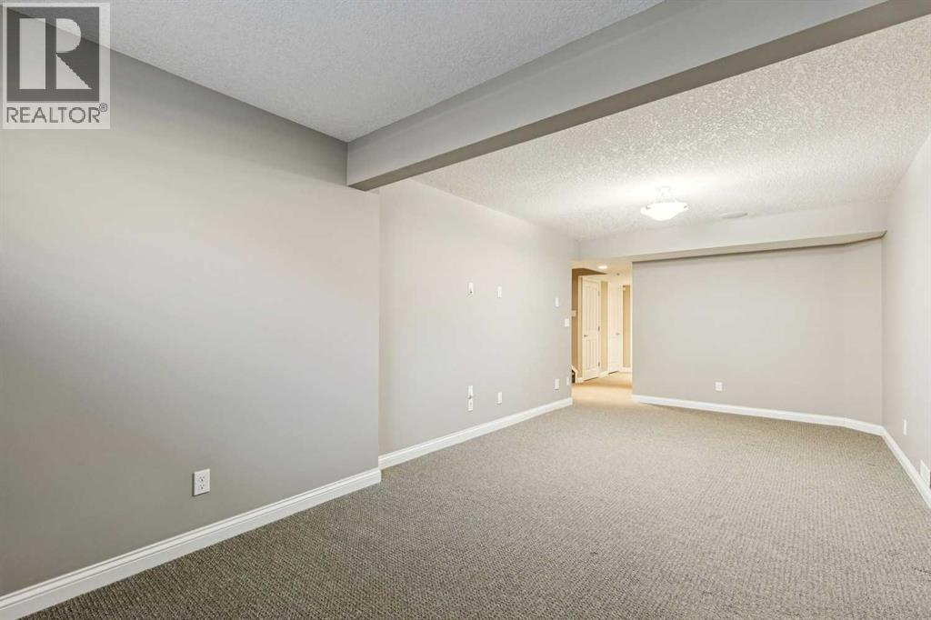 163 Cougar Ridge Manor Sw, Calgary, Alberta  T3H 0V3 - Photo 36 - A2290577