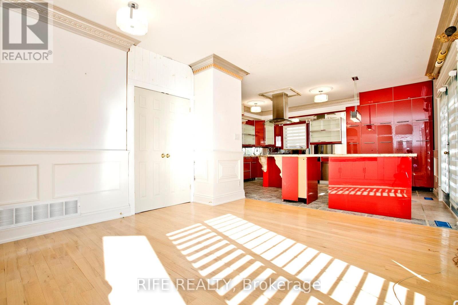 573 Old Orchard Grove, Toronto (Bedford Park-Nortown), Ontario  M5M 2H2 - Photo 10 - C12859800