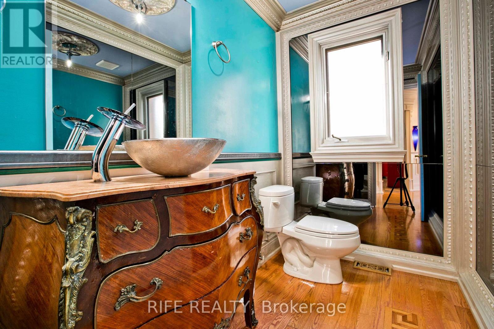 573 Old Orchard Grove, Toronto (Bedford Park-Nortown), Ontario  M5M 2H2 - Photo 12 - C12859800