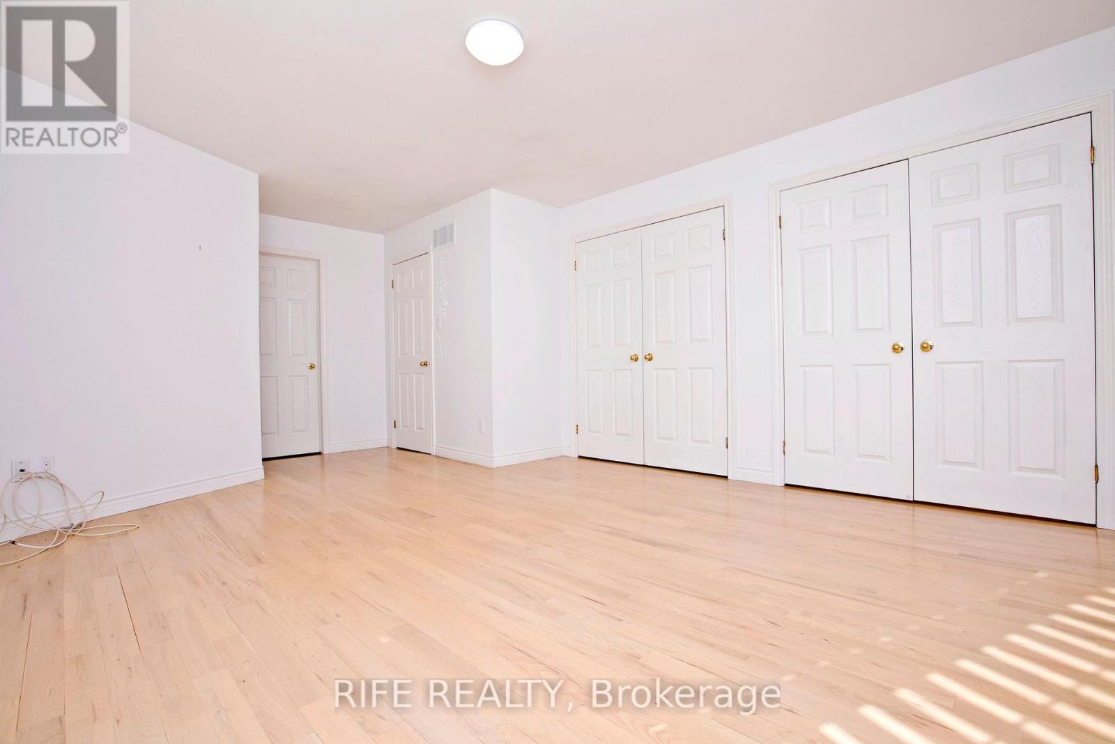 573 Old Orchard Grove, Toronto (Bedford Park-Nortown), Ontario  M5M 2H2 - Photo 16 - C12859800