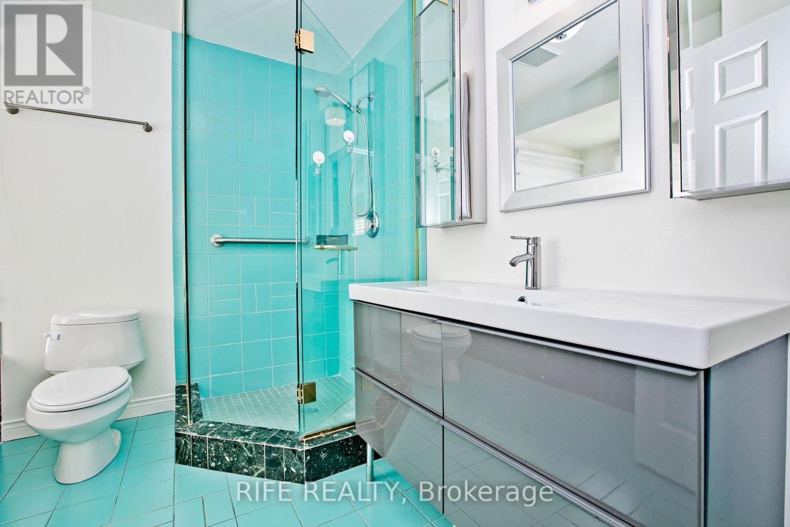 573 Old Orchard Grove, Toronto (Bedford Park-Nortown), Ontario  M5M 2H2 - Photo 17 - C12859800