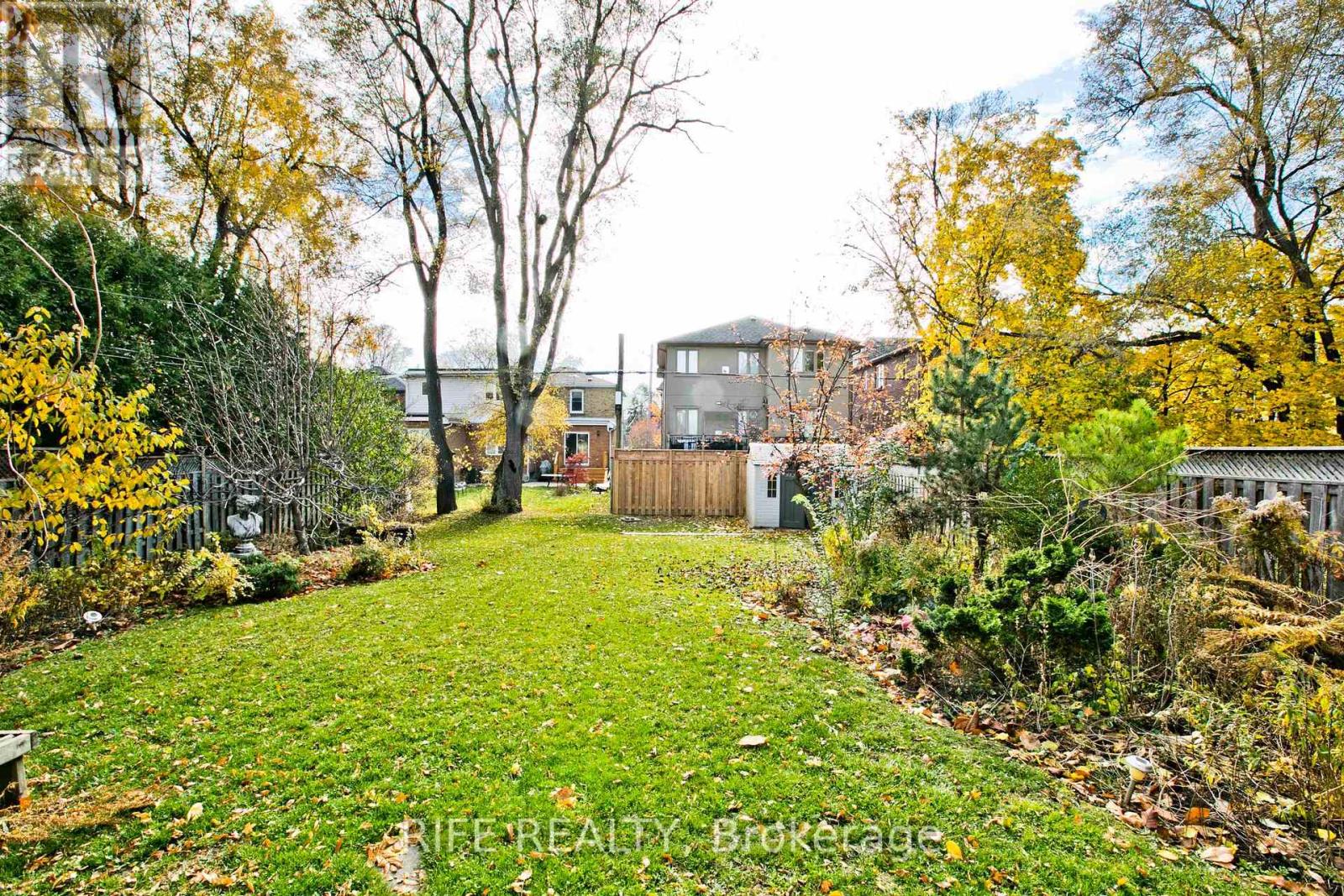 573 Old Orchard Grove, Toronto (Bedford Park-Nortown), Ontario  M5M 2H2 - Photo 23 - C12859800