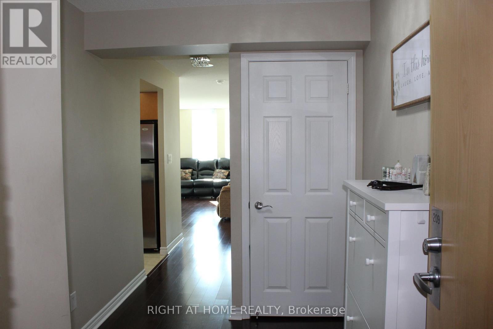 209 - 88 Grangeway Avenue, Toronto (Woburn), Ontario  M1H 0A2 - Photo 13 - E12859794