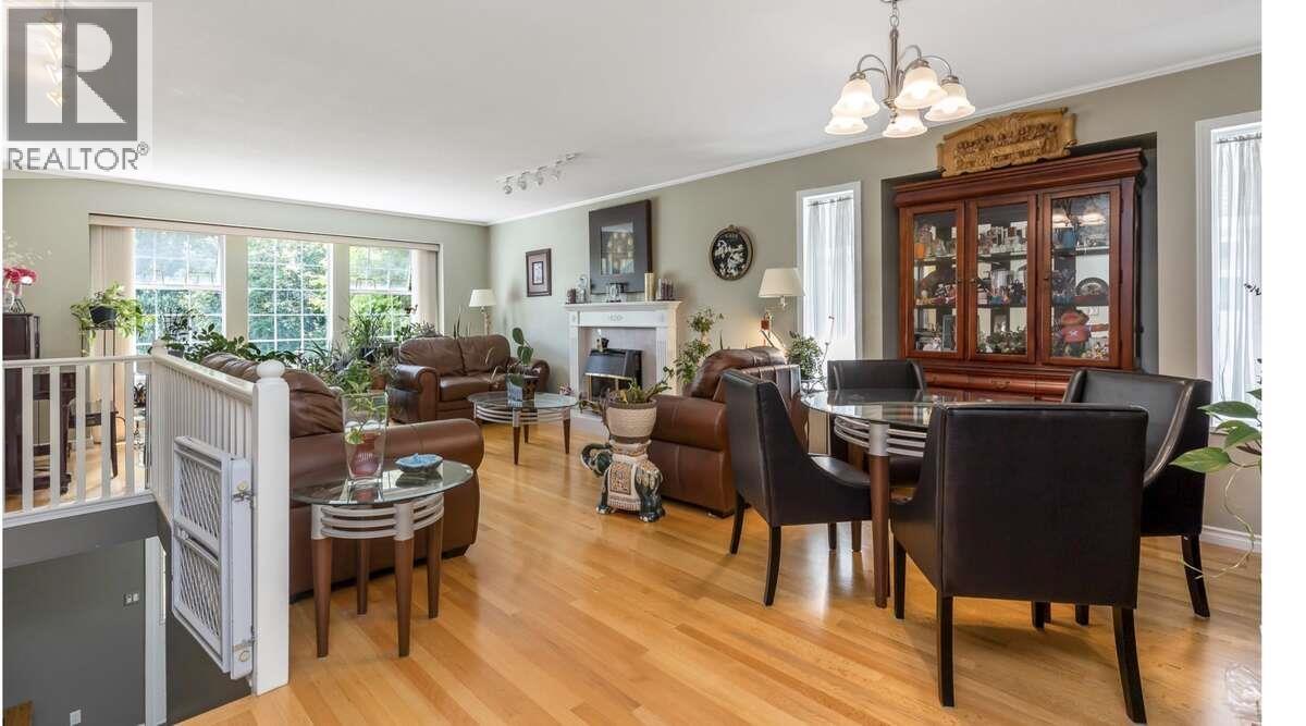 23053 125a Avenue, Maple Ridge, British Columbia  V2X 0S2 - Photo 3 - R3096606