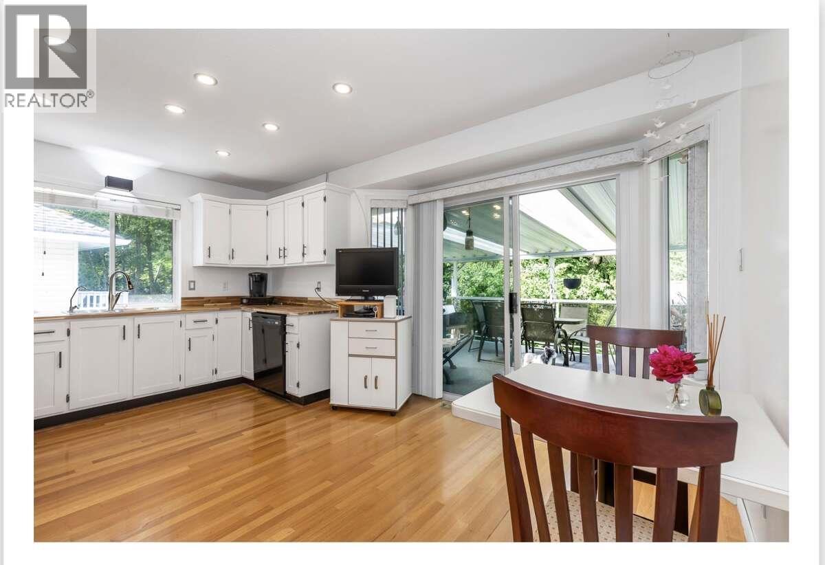 23053 125a Avenue, Maple Ridge, British Columbia  V2X 0S2 - Photo 13 - R3096606