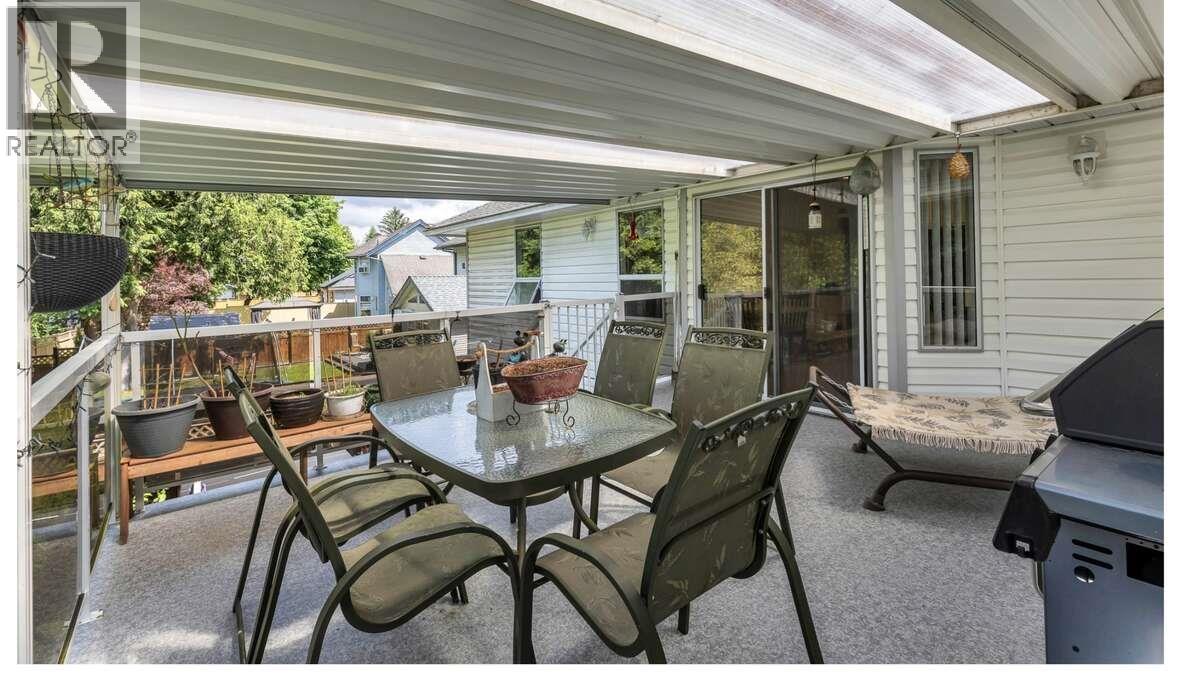 23053 125a Avenue, Maple Ridge, British Columbia  V2X 0S2 - Photo 16 - R3096606