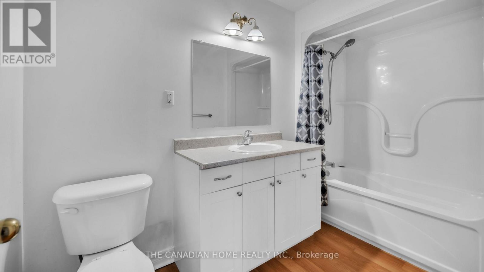 196 Lingham Street, Belleville (Belleville Ward), Ontario  K8N 3T4 - Photo 10 - X12859784