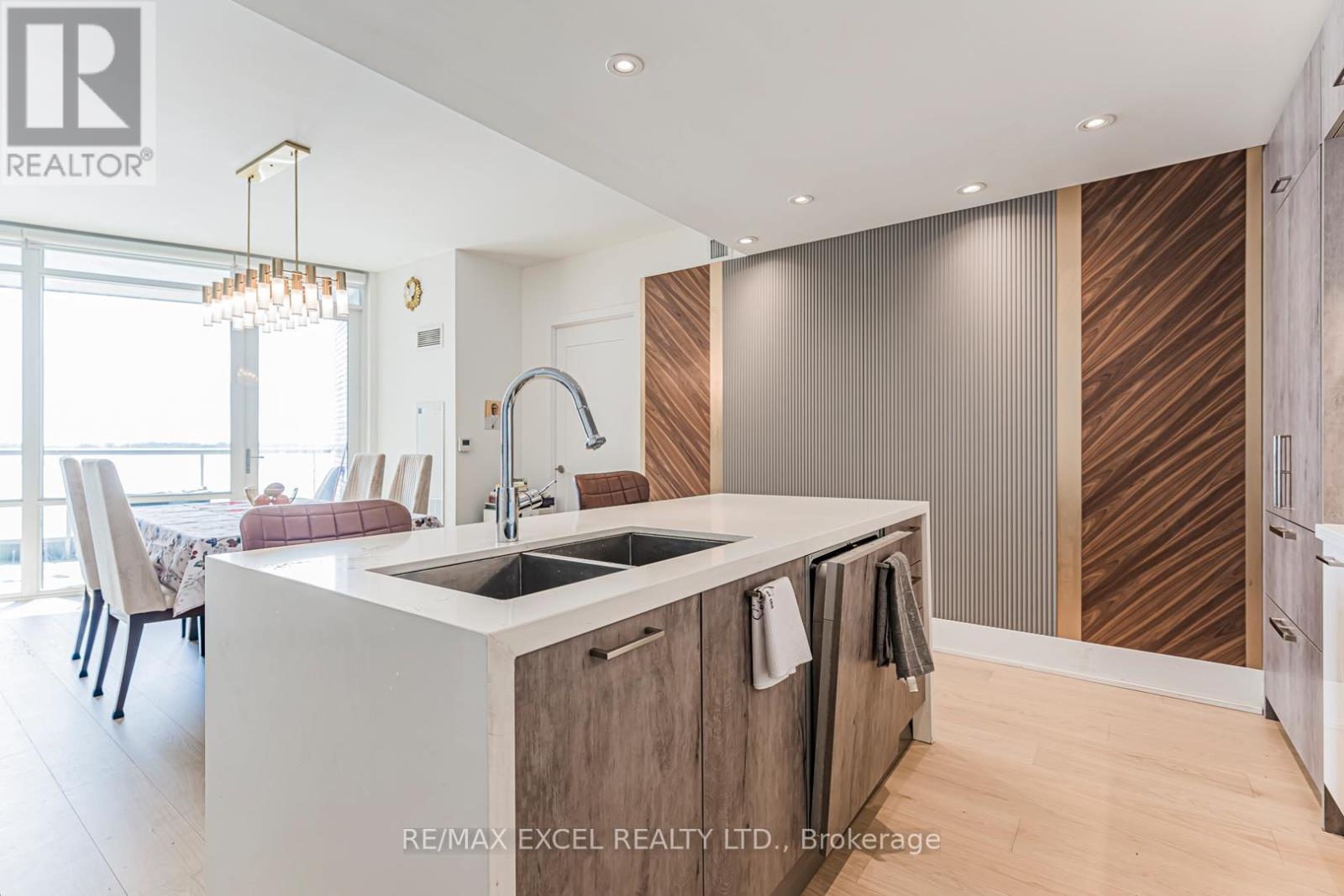 510 - 1 Edgewater Drive, Toronto (Waterfront Communities), Ontario  M5A 0L1 - Photo 19 - C12859798