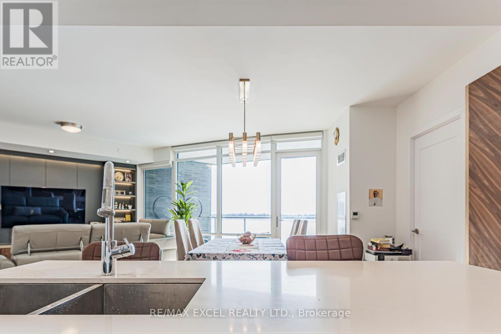 510 - 1 Edgewater Drive, Toronto (Waterfront Communities), Ontario  M5A 0L1 - Photo 20 - C12859798