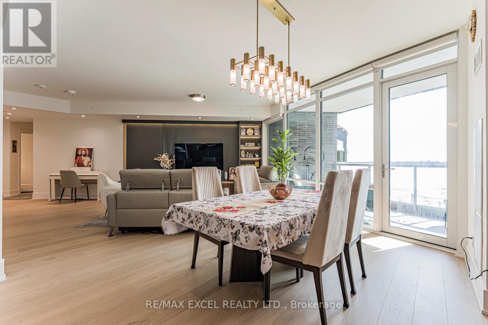 510 - 1 Edgewater Drive, Toronto (Waterfront Communities), Ontario  M5A 0L1 - Photo 21 - C12859798