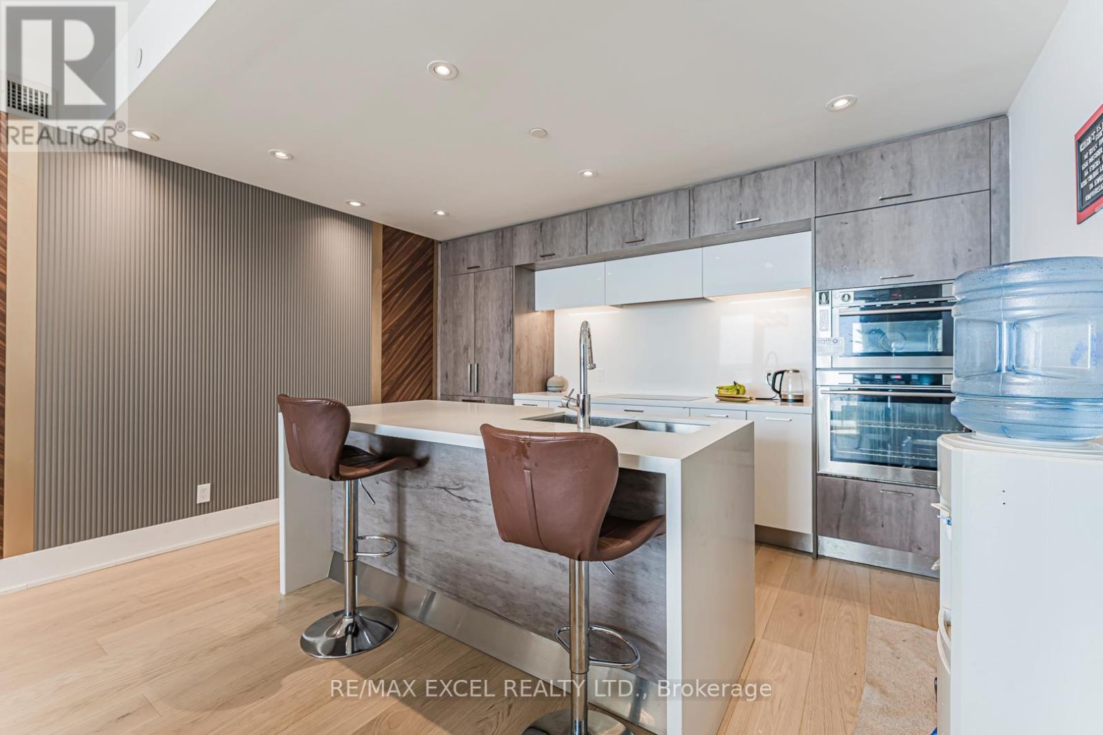 510 - 1 Edgewater Drive, Toronto (Waterfront Communities), Ontario  M5A 0L1 - Photo 16 - C12859798