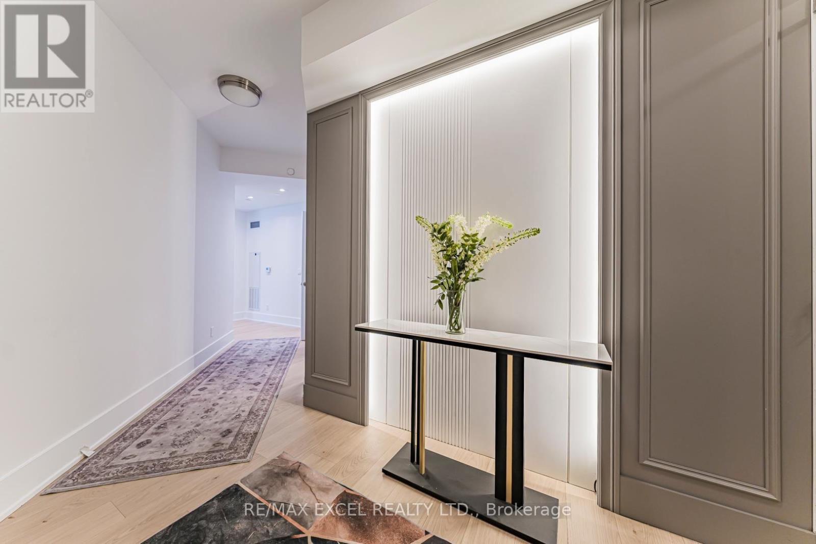 510 - 1 Edgewater Drive, Toronto (Waterfront Communities), Ontario  M5A 0L1 - Photo 4 - C12859798