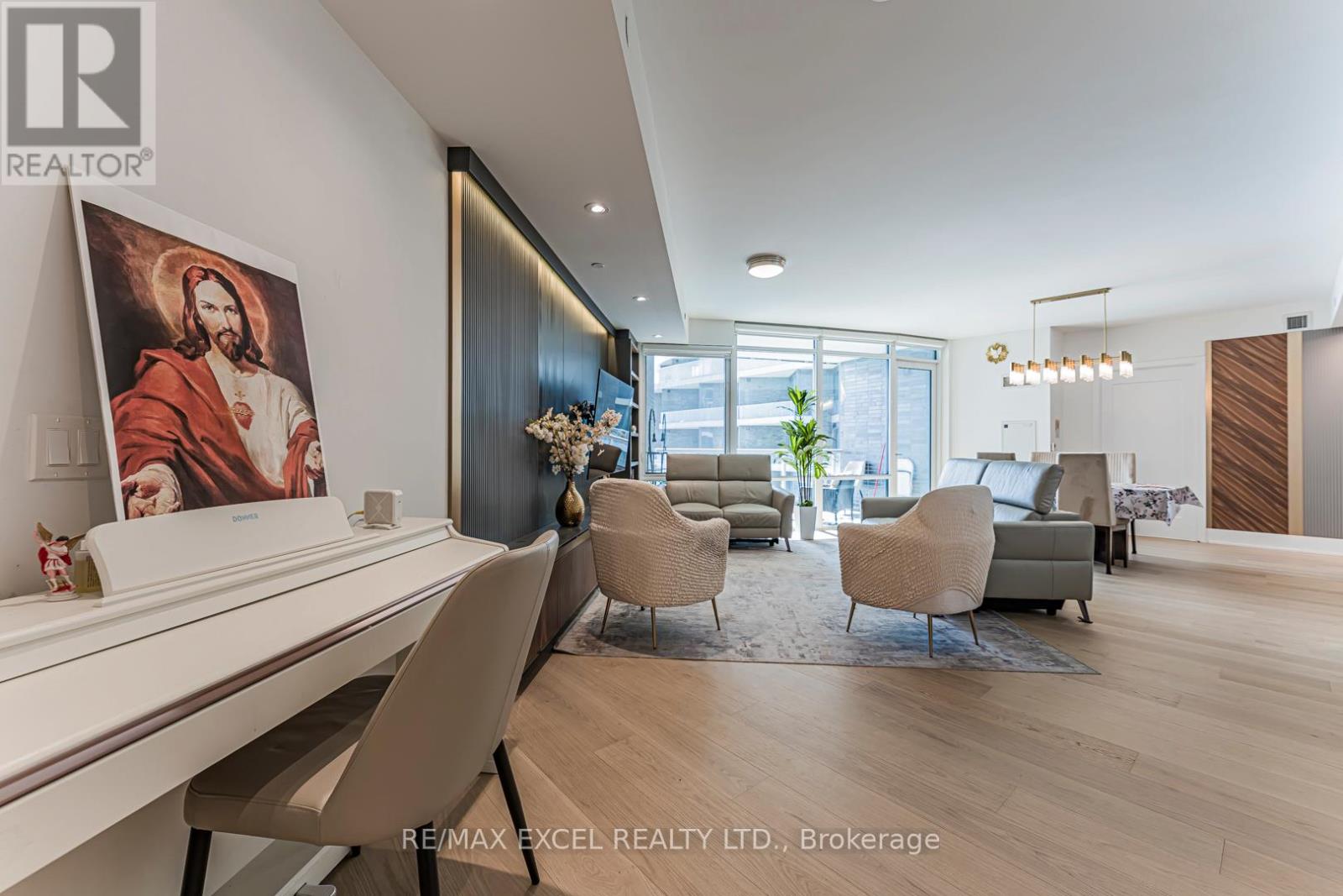 510 - 1 Edgewater Drive, Toronto (Waterfront Communities), Ontario  M5A 0L1 - Photo 6 - C12859798