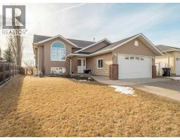 440 Pineridge Crescent, Pincher Creek, Alberta