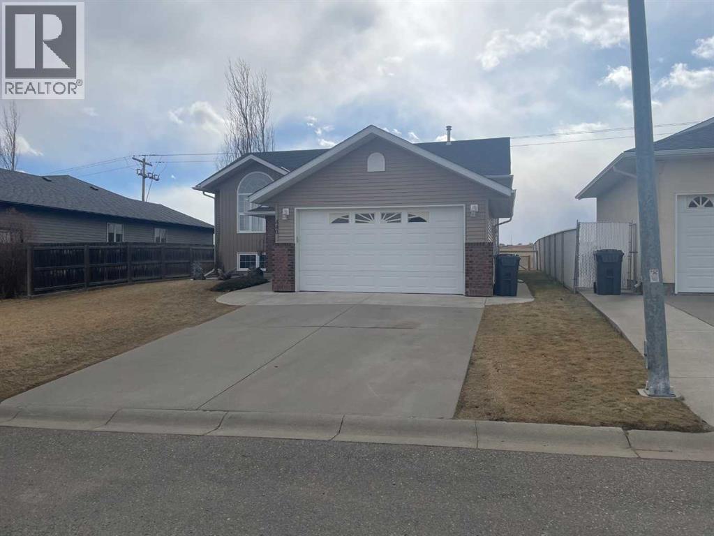 440 Pineridge Crescent, Pincher Creek, Alberta  T0K 1W0 - Photo 3 - A2291122