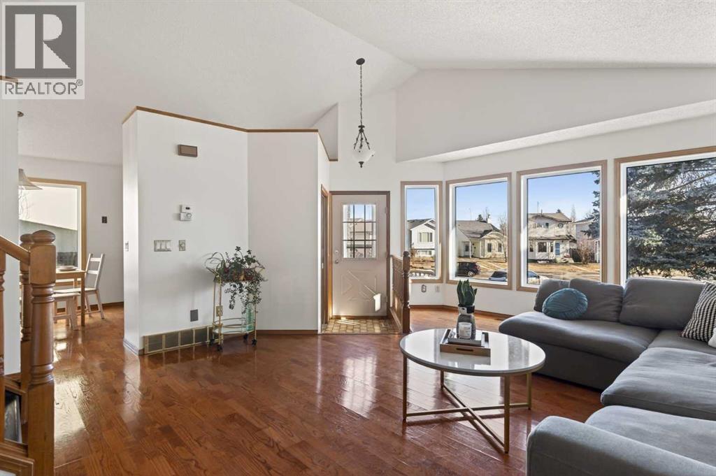 51 Riverbirch Place Se, Calgary, Alberta  T2C 3M4 - Photo 7 - A2289495