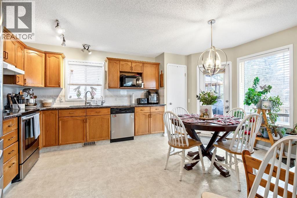 42 Douglas Glen Green Se, Calgary, Alberta  T2Z 2N1 - Photo 15 - A2290650