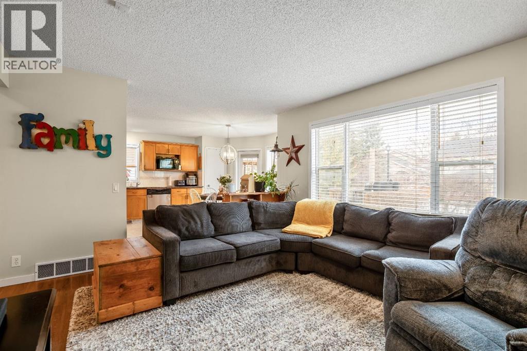 42 Douglas Glen Green Se, Calgary, Alberta  T2Z 2N1 - Photo 13 - A2290650