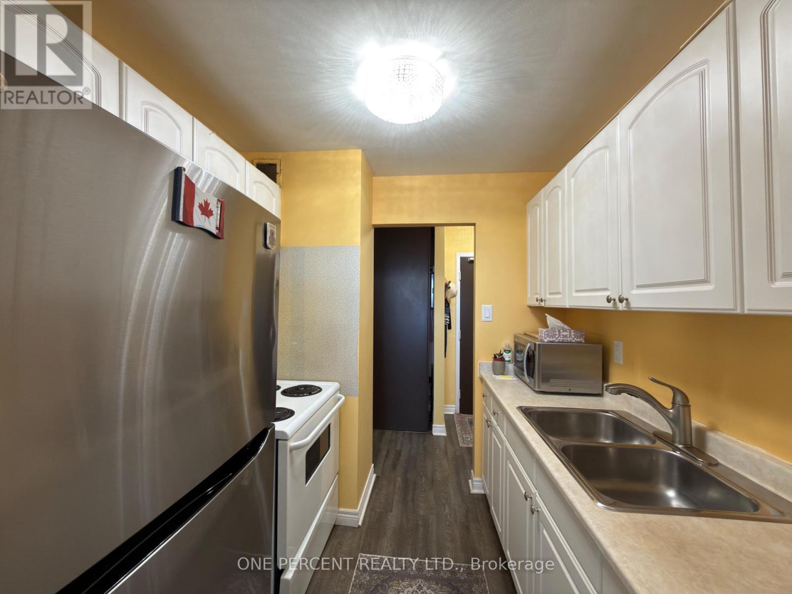 1002 - 359 Geneva Street, St. Catharines (Fairview), Ontario  L2N 2G5 - Photo 15 - X12811060