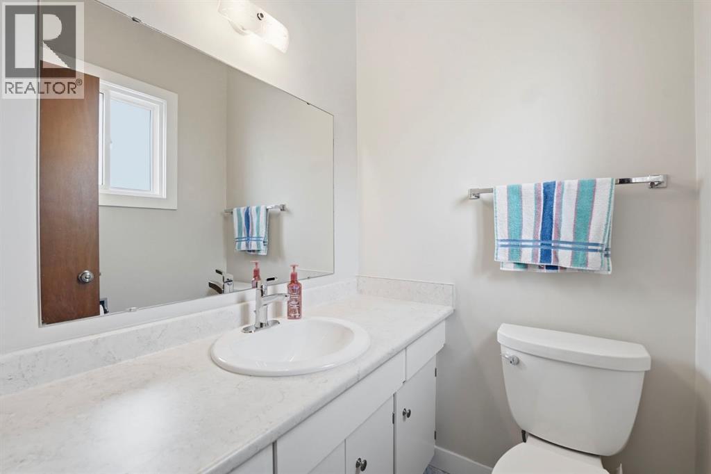 808 68 Avenue Nw, Calgary, Alberta  T2K 0N1 - Photo 15 - A2290453