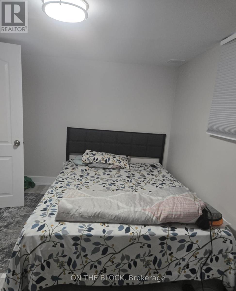 103 Fitzgibbon Avenue E, Toronto (Eglinton East), Ontario  M1K 4A4 - Photo 3 - E12859810