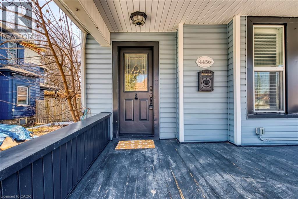 4456 Ellis Street, Niagara Falls, Ontario  L2E 1H4 - Photo 3 - 40806185