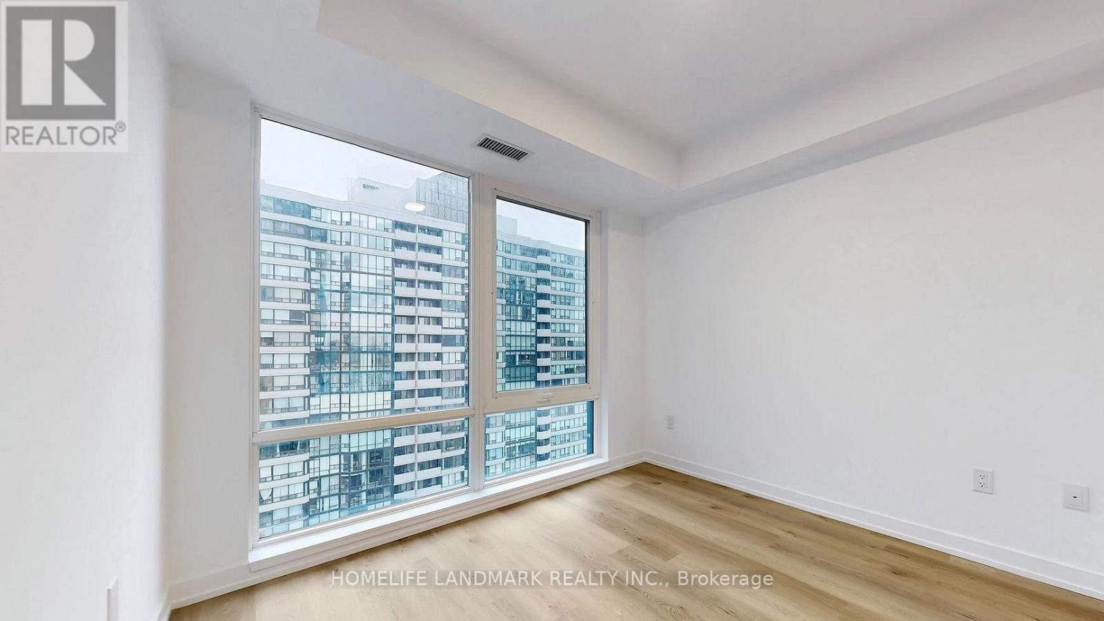 1309 - 395 Square One Drive, Mississauga (City Centre), Ontario  L5B 0P6 - Photo 8 - W12837326