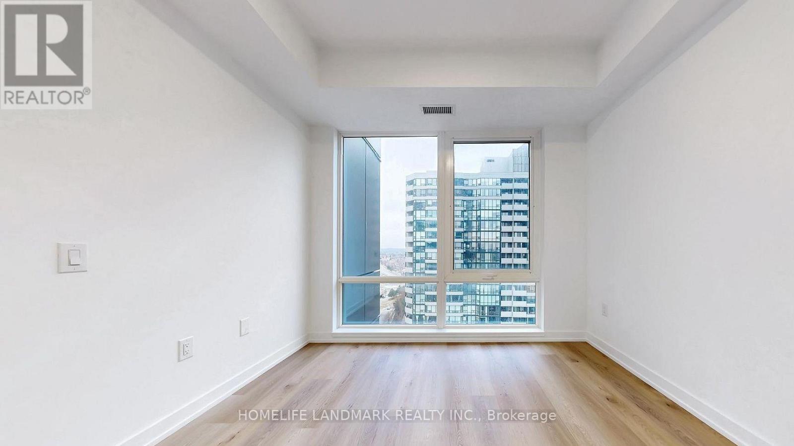 1309 - 395 Square One Drive, Mississauga (City Centre), Ontario  L5B 0P6 - Photo 9 - W12837326