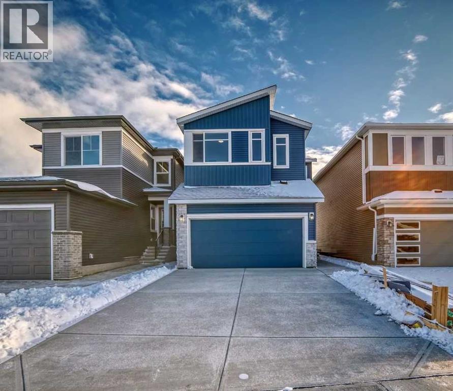 374 Corner Glen Way NE, calgary, Alberta