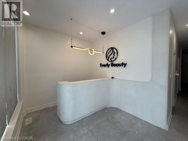 854 King Street W, Hamilton, Ontario  L8S 1K3 - Photo 7 - 40799039