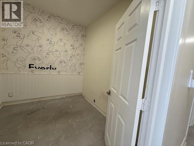 854 King Street W, Hamilton, Ontario  L8S 1K3 - Photo 4 - 40799039