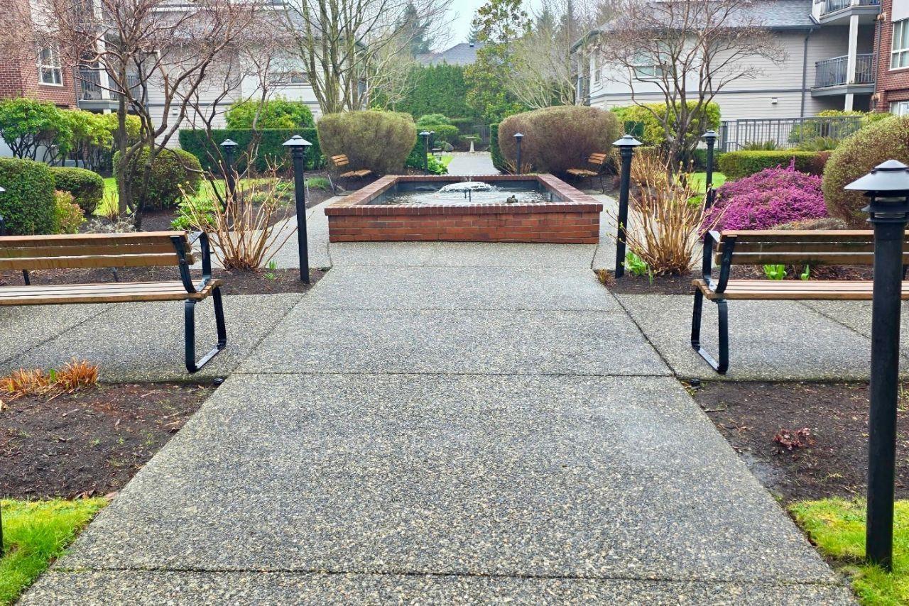 Listing Picture 40 of 40 : 107 2167 152 STREET, White Rock - 魯藝地產 Yvonne Lu Group - MLS Medallion Club Member