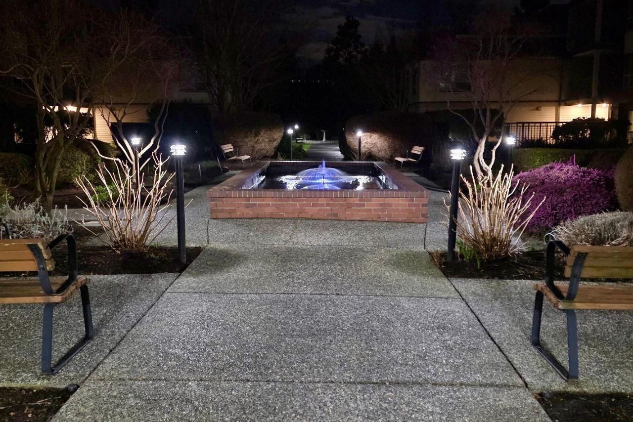 Listing Picture 39 of 40 : 107 2167 152 STREET, White Rock - 魯藝地產 Yvonne Lu Group - MLS Medallion Club Member