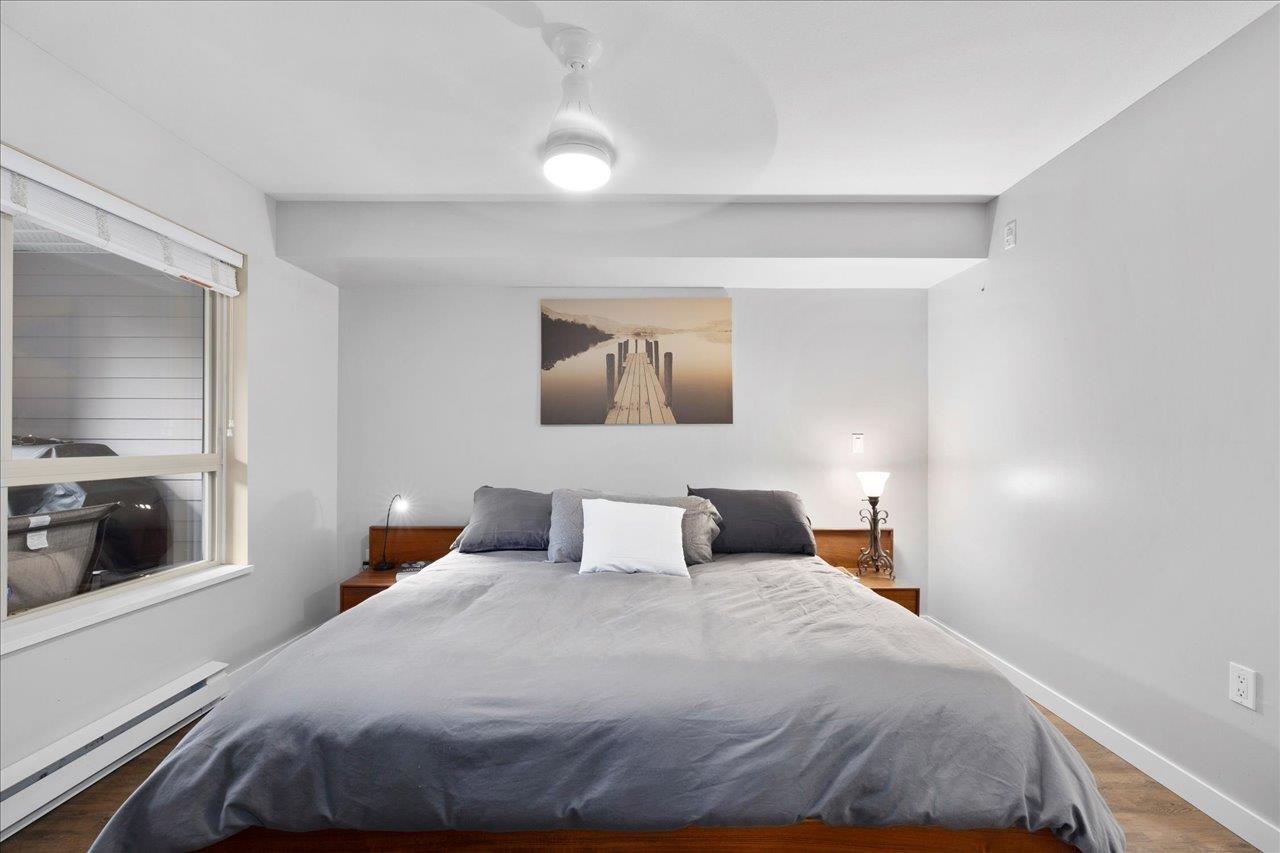 Listing Picture 16 of 40 : 107 2167 152 STREET, White Rock - 魯藝地產 Yvonne Lu Group - MLS Medallion Club Member