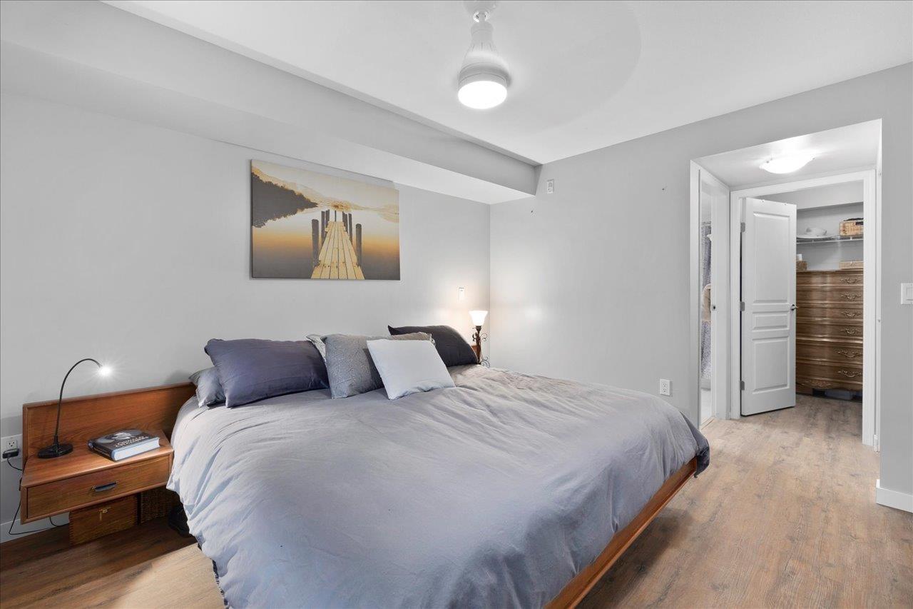 Listing Picture 18 of 40 : 107 2167 152 STREET, White Rock - 魯藝地產 Yvonne Lu Group - MLS Medallion Club Member