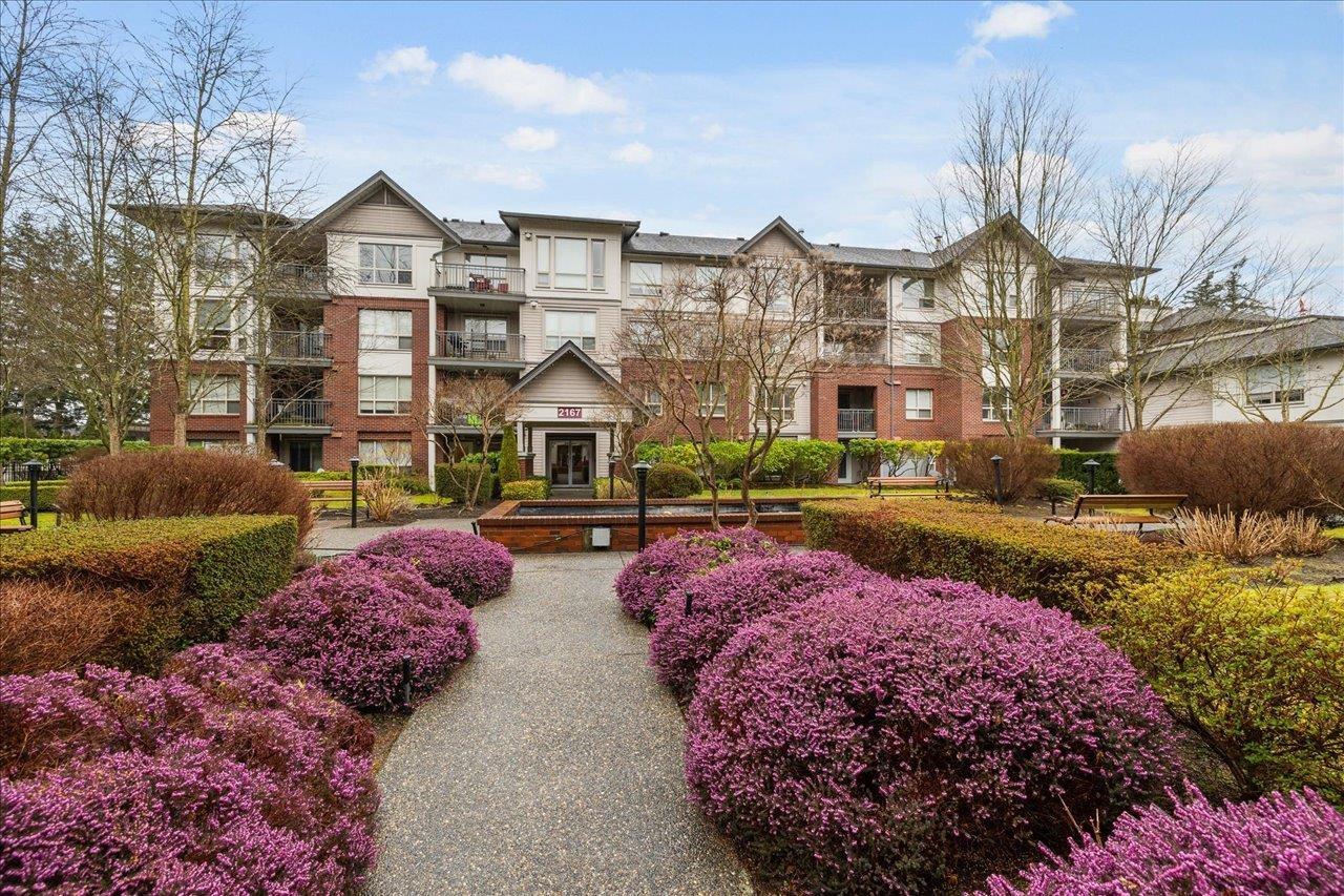 Listing Picture 30 of 40 : 107 2167 152 STREET, White Rock - 魯藝地產 Yvonne Lu Group - MLS Medallion Club Member