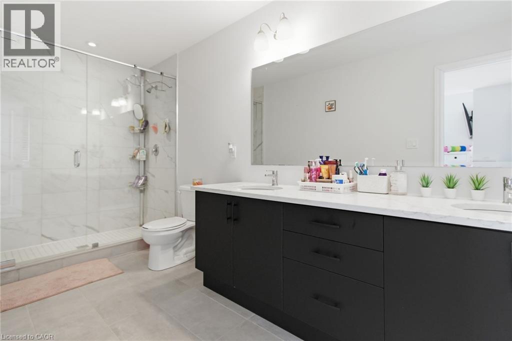 59 Monarch Woods Drive, Kitchener, Ontario  N2P 0K1 - Photo 17 - 40810545