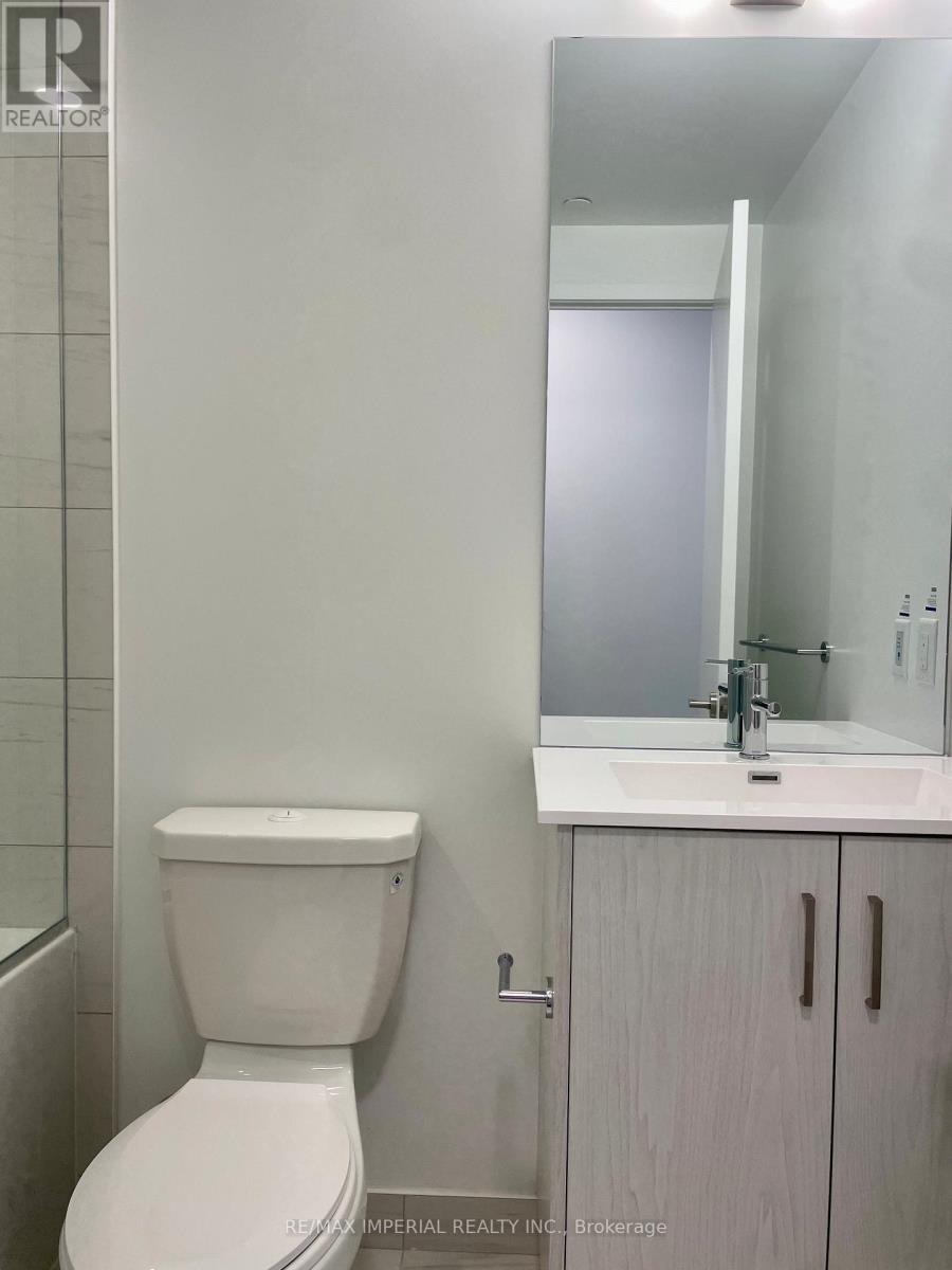 2107 - 180 Front Street, Toronto, Ontario  M5A 0K9 - Photo 14 - C12859832