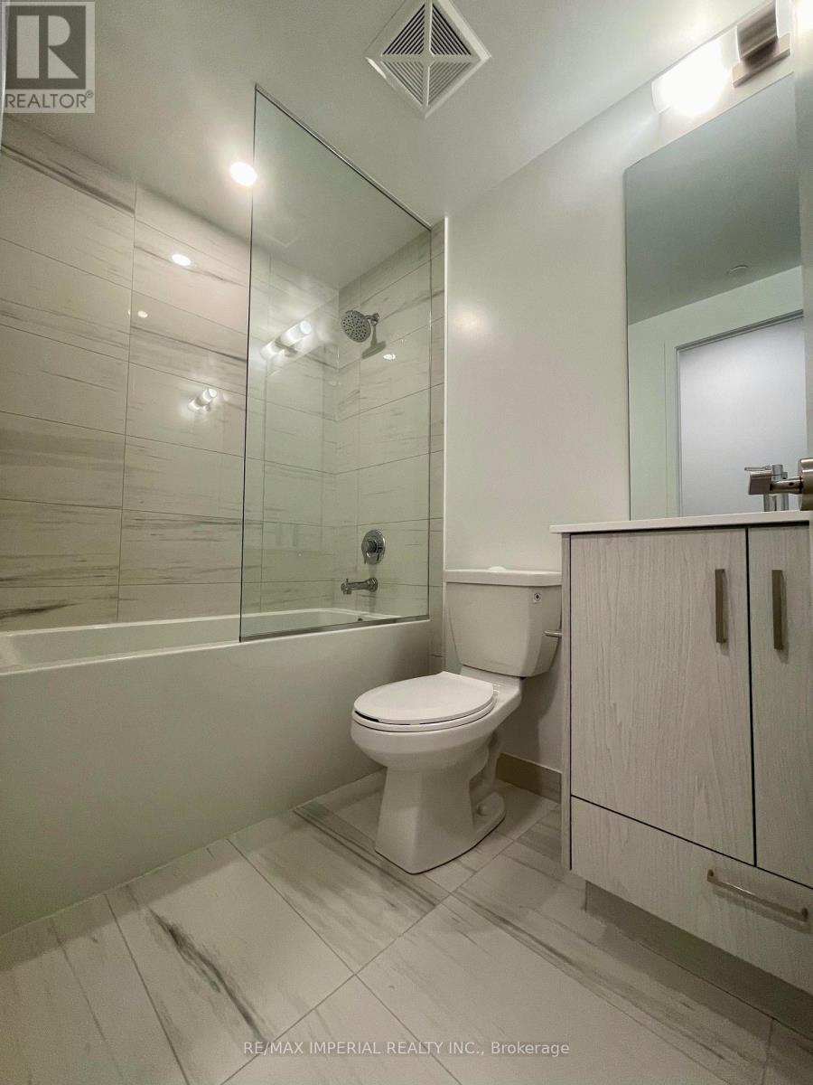 2107 - 180 Front Street, Toronto, Ontario  M5A 0K9 - Photo 15 - C12859832